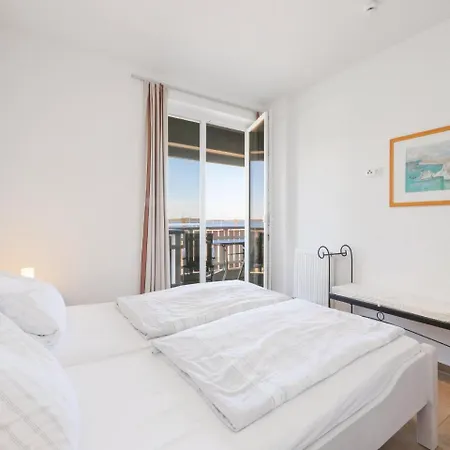 Appartement 1 Bedroom Lovely In *