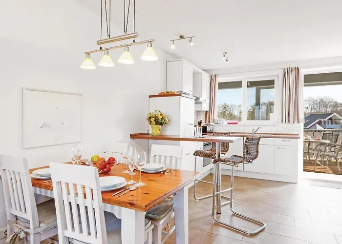 1 Bedroom Lovely In *